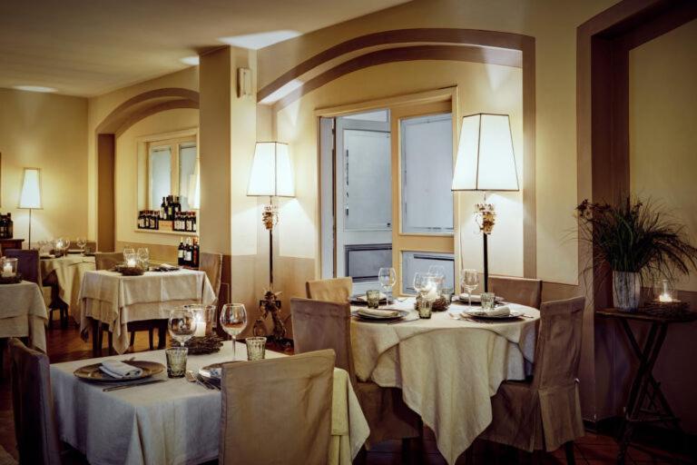 Albergo La Fontanella 산카시아노데이반니 외부 사진