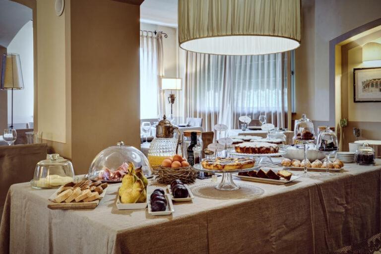 Albergo La Fontanella 산카시아노데이반니 외부 사진