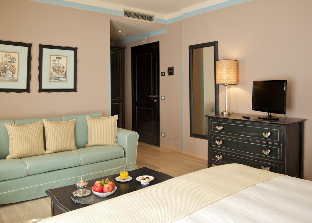 Albergo La Fontanella 산카시아노데이반니 객실 사진